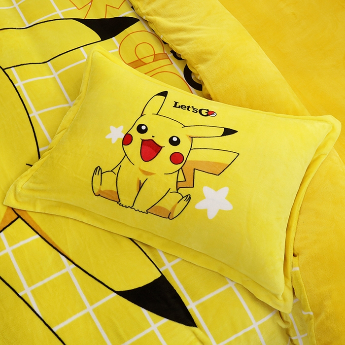 91家纺网 家纺一手货源 找家纺 宝薇 2024新款加厚牛奶绒大版卡通四件套 格子皮卡