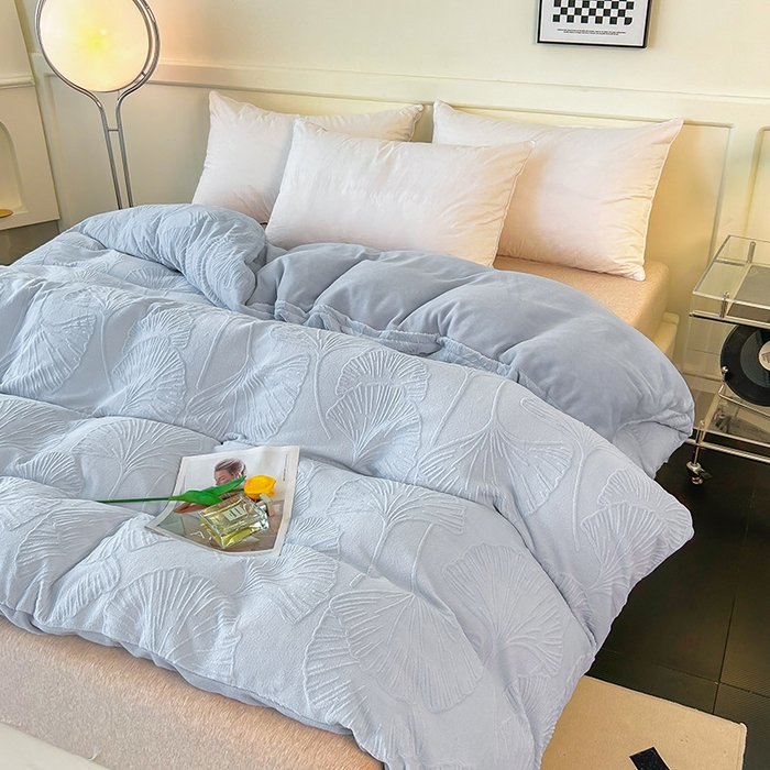 91家纺网 家纺一手货源 找家纺 睡棉坊 2024新款高克重剪花牛奶绒可拆洗冬被被子被芯 浪漫满屋