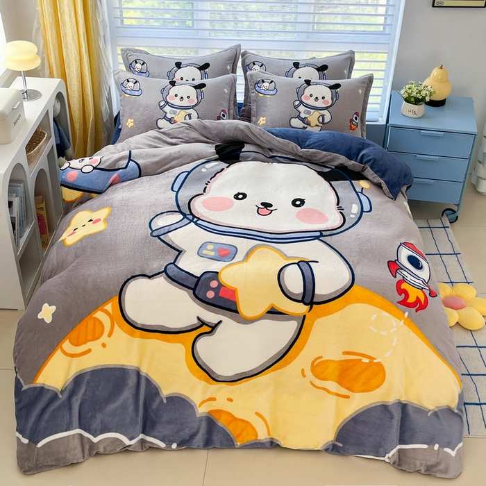 91家纺网 家纺一手货源 找家纺 宝薇 2024新款加厚牛奶绒大版卡通四件套 太空狗绒