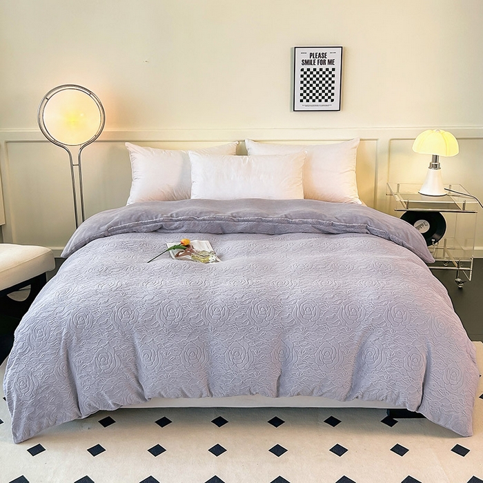 91家纺网 家纺一手货源 找家纺 睡棉坊 2024新款高克重剪花牛奶绒可拆洗冬被被子被芯 玫瑰花