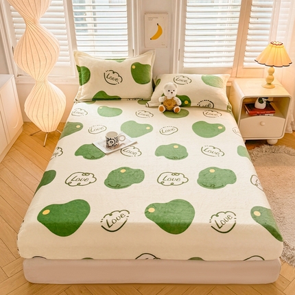 91家纺网 家纺一手货源 找家纺 （总）湘之帛 2024新款高克重舒适牛奶绒三件套床笠