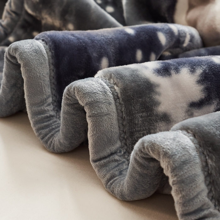 91家纺网 家纺一手货源 找家纺 凯轩毛毛毯毯子网销专供 2024新款舒适亲肤加大加厚儿童云毛毯毯子 围巾熊  灰