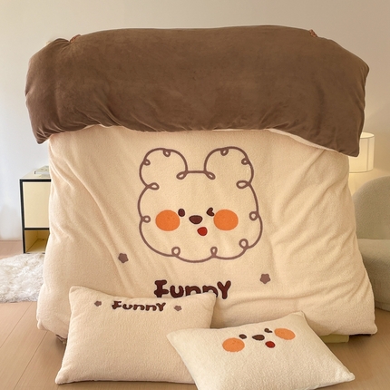 91家纺网 家纺一手货源 找家纺 川悦生活 2024新款泰迪绒毛巾绣四件套 糯小熊