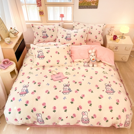 91家纺网 家纺一手货源 找家纺 川悦生活 2024新款雪花绒印花单被套系列-自然光 郁金奶兔