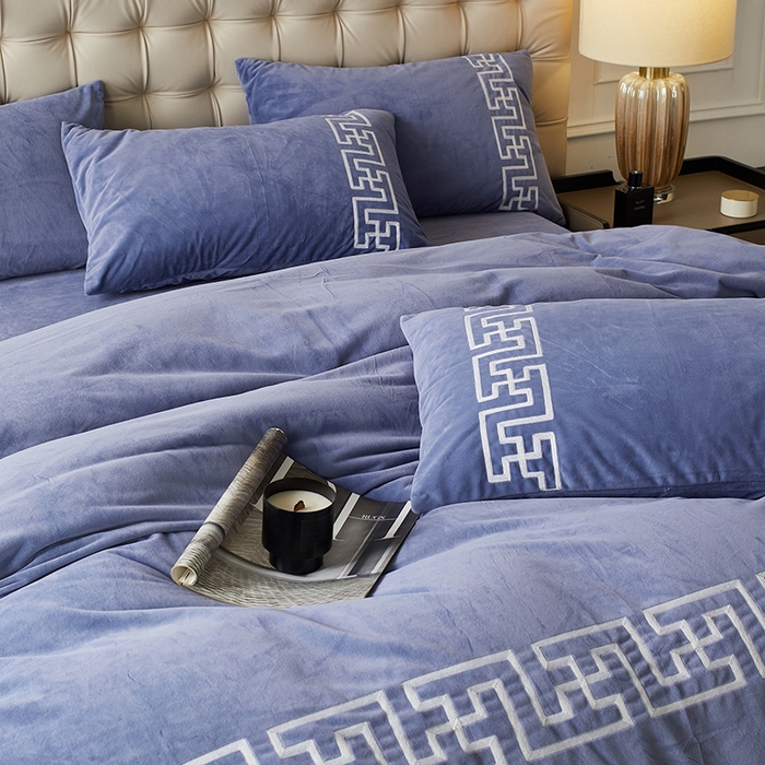 91家纺网 家纺一手货源 找家纺 2024新款锦丝绒美式毛巾绣四件套-巴洛克 巴洛克-雪青