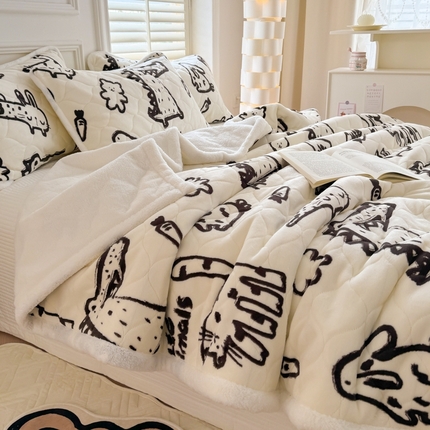 91家纺网 家纺一手货源 找家纺 简宜家居（朝初家纺） 2025新款牛奶绒夹棉三层加厚毯子 简笔画