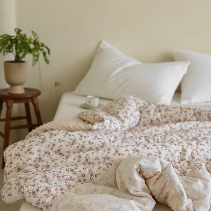 91家纺网 家纺一手货源 找家纺 （总）U被家纺 2025新款法式拼边针织棉豆豆被被子被芯（此款被子有券后控价 联系商家）