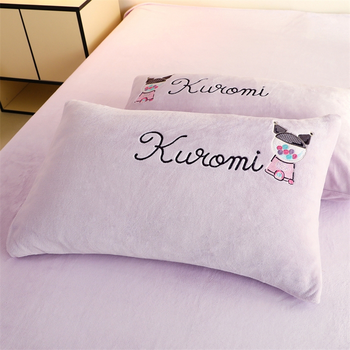 91家纺网 家纺一手货源 找家纺 （总）绒棉世家 2025新款正版带标三丽欧-库洛米牛奶绒贴布绣四件套