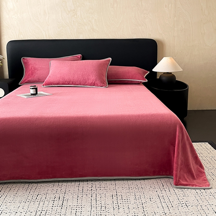 91家纺网 家纺一手货源 找家纺 全季家居 2024新款A类纯色印花高克重加厚保暖包边牛奶绒床单单件 豆沙