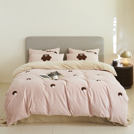 （总）千朵森 2024新款毛巾绣牛奶绒四件套-慕斯卡 风格二