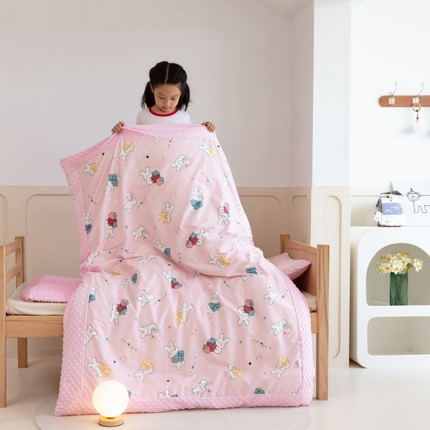 91家纺网 家纺一手货源 找家纺 （总）艾佳宝贝 2024秋冬全棉豆豆绒儿童多功能可拆卸盖毯被单被套