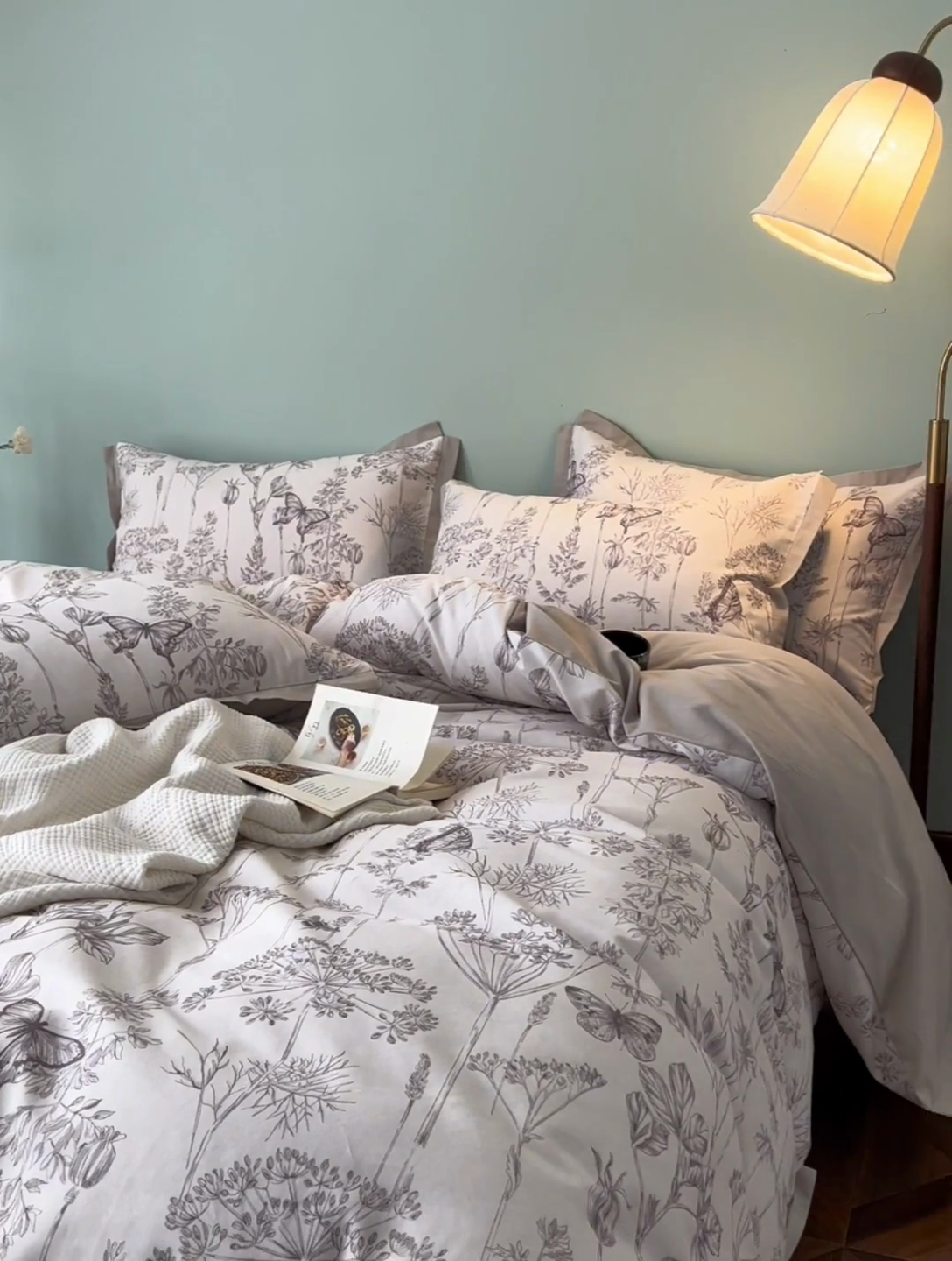 91家纺网 家纺一手货源 找家纺 千朵森 2024新款全棉拼角磨毛四件套-风格一 黎颜旧梦