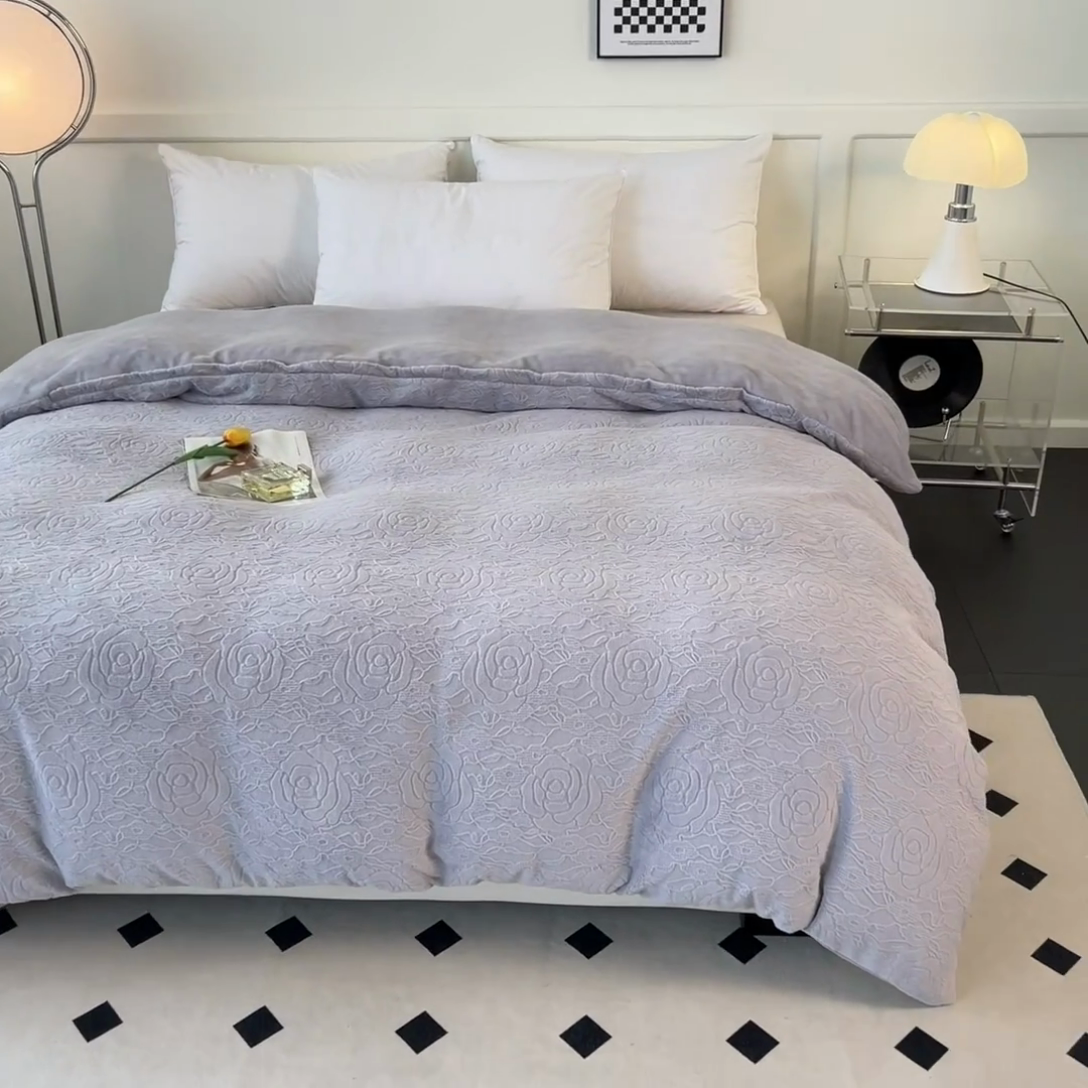 91家纺网 家纺一手货源 找家纺 （总）睡棉坊 2024新款高克重剪花牛奶绒可拆洗冬被被子被芯