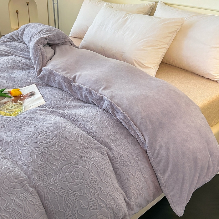 91家纺网 家纺一手货源 找家纺 睡棉坊 2024新款高克重剪花牛奶绒可拆洗冬被被子被芯 玫瑰花