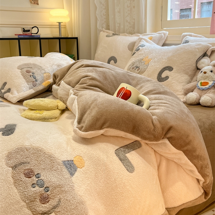 91家纺网 家纺一手货源 找家纺 川悦生活 2024新款雪花绒印花单被套系列-夜景 可可小狗