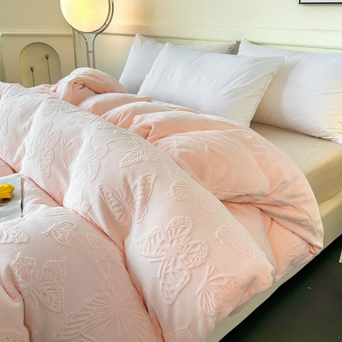 91家纺网 家纺一手货源 找家纺 （总）睡棉坊 2024新款高克重剪花牛奶绒可拆洗冬被被子被芯