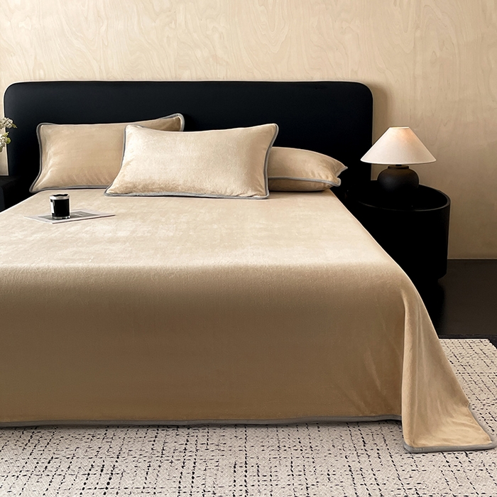 91家纺网 家纺一手货源 找家纺 全季家居 2024新款A类纯色印花高克重加厚保暖包边牛奶绒床单单件 暖驼