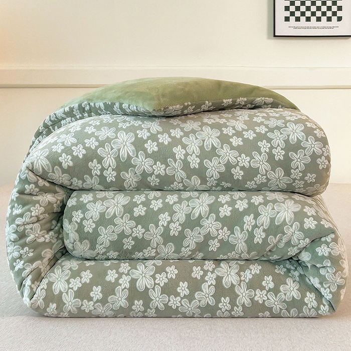 91家纺网 家纺一手货源 找家纺 睡棉坊 2024新款高克重剪花牛奶绒可拆洗冬被被子被芯 小翠花