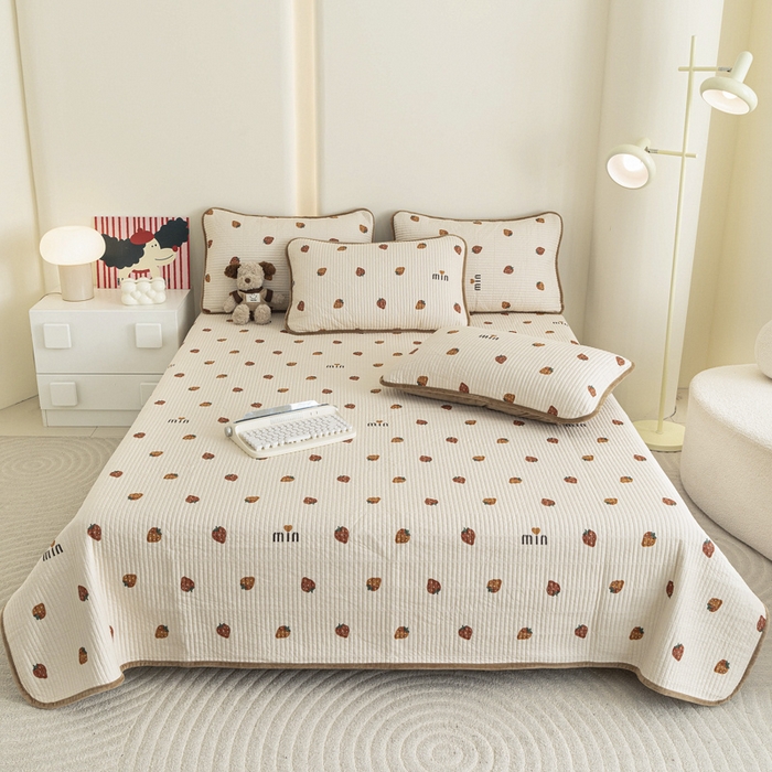 91家纺网 家纺一手货源 找家纺 茉夕 2024跑量款暖绒纯棉印花水洗床盖 暖绒-花季草莓