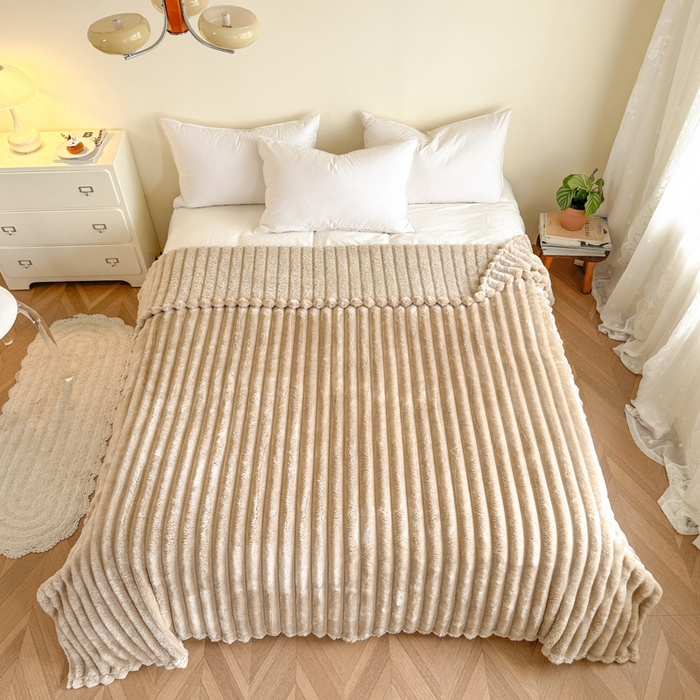 91家纺网 家纺一手货源 找家纺 璐维斯家纺 2025款跨境专供外贸出口电商热销款仿兔毯加厚牛奶绒盖毯 卡其