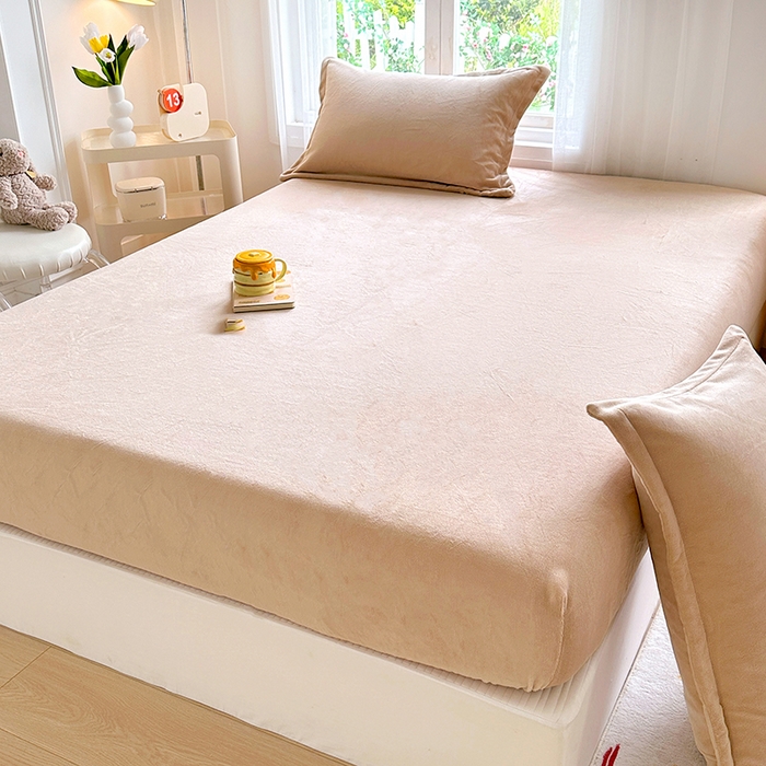 91家纺网 家纺一手货源 找家纺 家贝爱 2024新款加厚保暖牛奶绒床笠 纯色驼