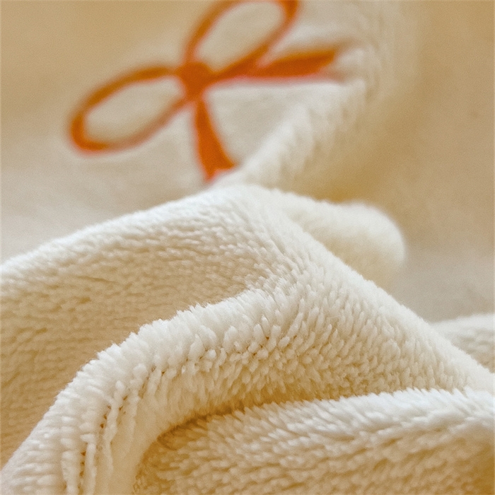 91家纺网 家纺一手货源 找家纺 丝幔家纺 2025新款A类刺绣牛奶绒四件套 蝴蝶结-粉