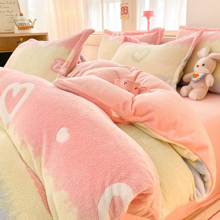 91家纺网 家纺一手货源 找家纺 川悦生活 2024新款雪花绒印花单被套系列-自然光 彩虹爱语粉