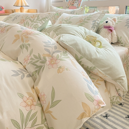 91家纺网 家纺一手货源 找家纺 铭成家纺 2024新款新疆棉喷气印花小清新系列单被套 长相思-绿