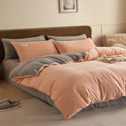 91家纺网 家纺一手货源 找家纺 澳梵家居 2024新款牛奶绒素色双拼四件套--【暖茶系列】 暖茶-粉玉
