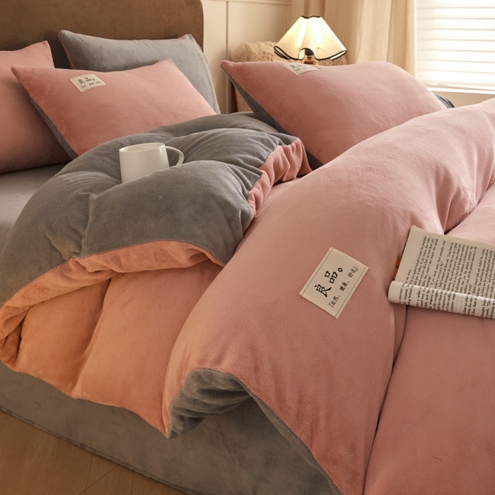 91家纺网 家纺一手货源 找家纺 澳梵家居 2024新款牛奶绒素色双拼四件套--【暖茶系列】 暖茶-豆沙