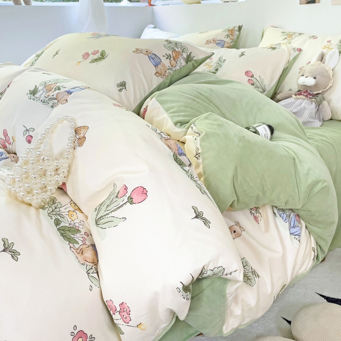 91家纺网 家纺一手货源 找家纺 盛馨家纺 2024秋冬棉加绒13372全棉宝宝绒牛奶绒床单床笠保暖绒四件套 兔野仙踪