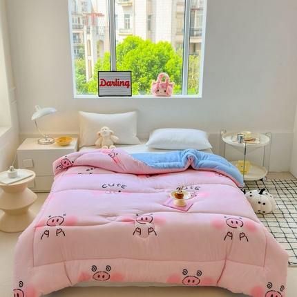 91家纺网 家纺一手货源 找家纺 八方汇（一户被芯生活馆） 2024新款亲肤舒适水洗糯糯棉大豆被子被芯 猪猪女孩