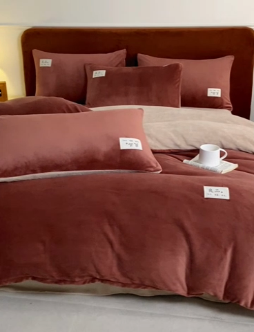 91家纺网 家纺一手货源 找家纺 澳梵家居 2024新款牛奶绒素色双拼四件套--【暖茶系列】 暖茶-红糖姜茶