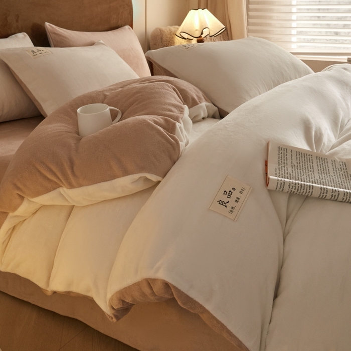 91家纺网 家纺一手货源 找家纺 澳梵家居 2024新款牛奶绒素色双拼四件套--【暖茶系列】 暖茶-牛奶可可