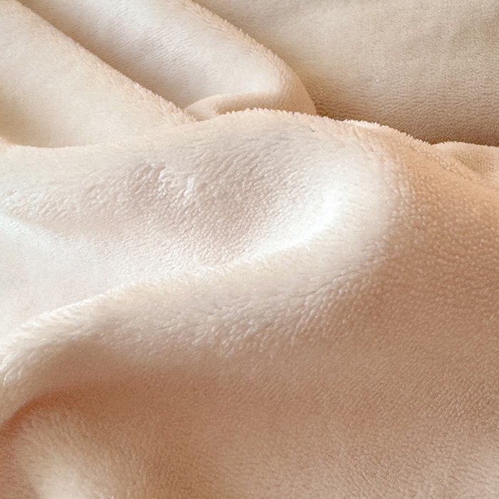 91家纺网 家纺一手货源 找家纺 全季家居 2024新款A类良品纯色双拼牛奶绒高克重加厚保暖四件套 米白+风铃