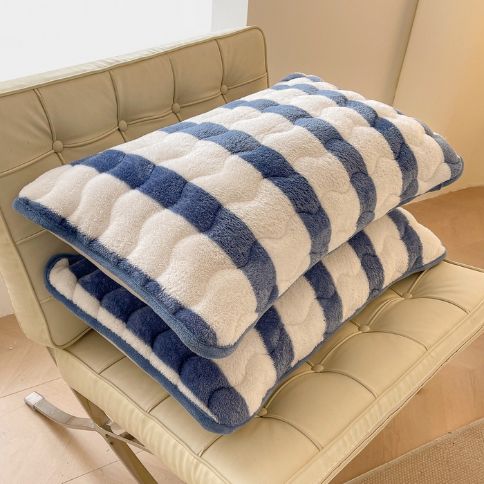 91家纺网 家纺一手货源 找家纺 2024秋冬北极绒加厚夹棉床笠三件套印花泰迪绒床垫保护套罩-格子条纹系（暖光图）条纹-高贵蓝