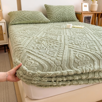 91家纺网 家纺一手货源 找家纺 （总）希廷顿 2024新款柔暖立体剪花塔芙绒床笠