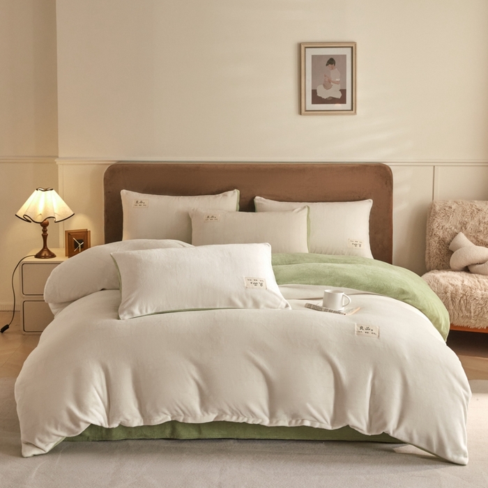 91家纺网 家纺一手货源 找家纺 澳梵家居 2024新款牛奶绒素色双拼四件套--【暖茶系列】 暖茶-茉莉青提