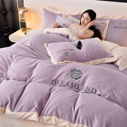91家纺网 家纺一手货源 找家纺 （总）云恋家纺 2025轻奢双面牛奶绒刺绣四件套加厚法兰绒床品被套床笠床单加绒套件--梦想款