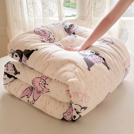 91家纺网 家纺一手货源 找家纺 八方汇（一户被芯生活馆） 2024新款三丽欧卡通印花冬被系列 粉色库洛米