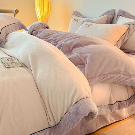 91家纺网 家纺一手货源 找家纺 （总）全季家居 2024新款A类良品纯色双拼牛奶绒高克重加厚保暖四件套