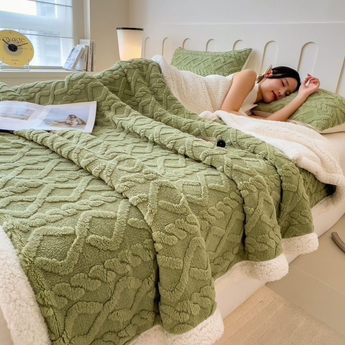91家纺网 家纺一手货源 找家纺 希廷顿 2024新款高克重双层加厚塔芙绒毛毯 麻花-抹茶绿