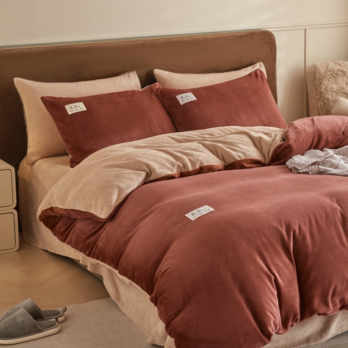 91家纺网 家纺一手货源 找家纺 澳梵家居 2024新款牛奶绒素色双拼四件套--【暖茶系列】 暖茶-红糖姜茶