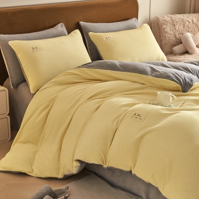91家纺网 家纺一手货源 找家纺 澳梵家居 2024新款牛奶绒素色双拼四件套--【暖茶系列】 暖茶-柠檬黄