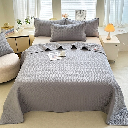 91家纺网 家纺一手货源 找家纺 （总）美达家纺  2025新品A类抗菌纯色双面全棉床盖-单床盖