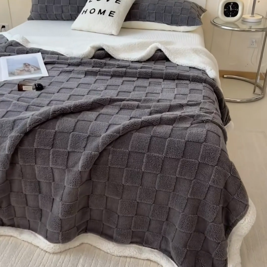 91家纺网 家纺一手货源 找家纺 希廷顿 2024新款高克重双层加厚塔芙绒毛毯 麻花-高级灰