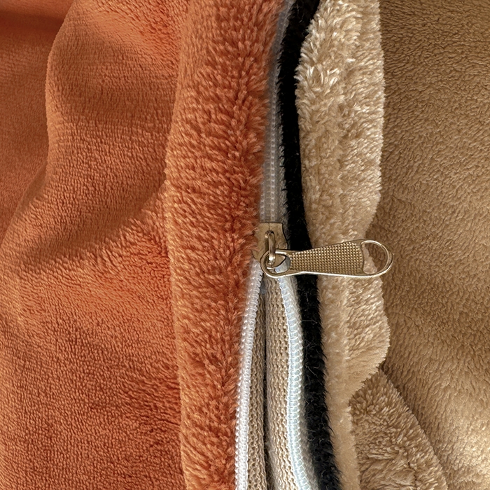 91家纺网 家纺一手货源 找家纺 全季家居 2024新款A类良品纯色双拼牛奶绒高克重加厚保暖四件套 焦糖+暖陀