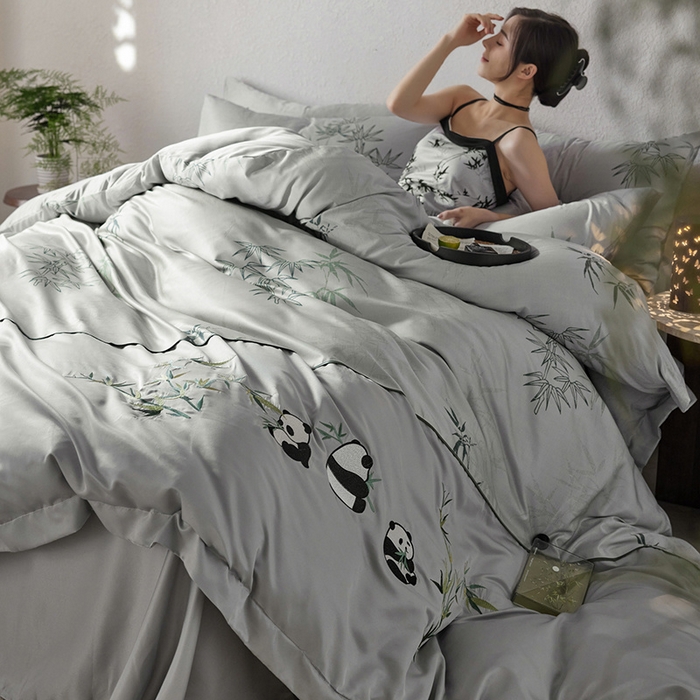 91家纺网 家纺一手货源 找家纺 （总）2025新款亲肤磨毛刺绣四件套-抱竹熊猫