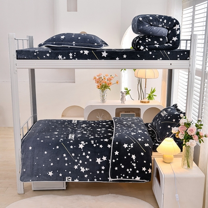 91家纺网 家纺一手货源 找家纺 绒品荟家纺 2025新款加厚牛奶绒三件套金貂绒法莱绒冬季床单款床笠款学生宿舍单人三件套星空漫步