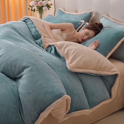 91家纺网 家纺一手货源 找家纺 （总）云恋家纺 2025新款冬季纯色牛奶绒保暖四件套加厚双面法兰绒被套床笠床品加绒套件--简约款